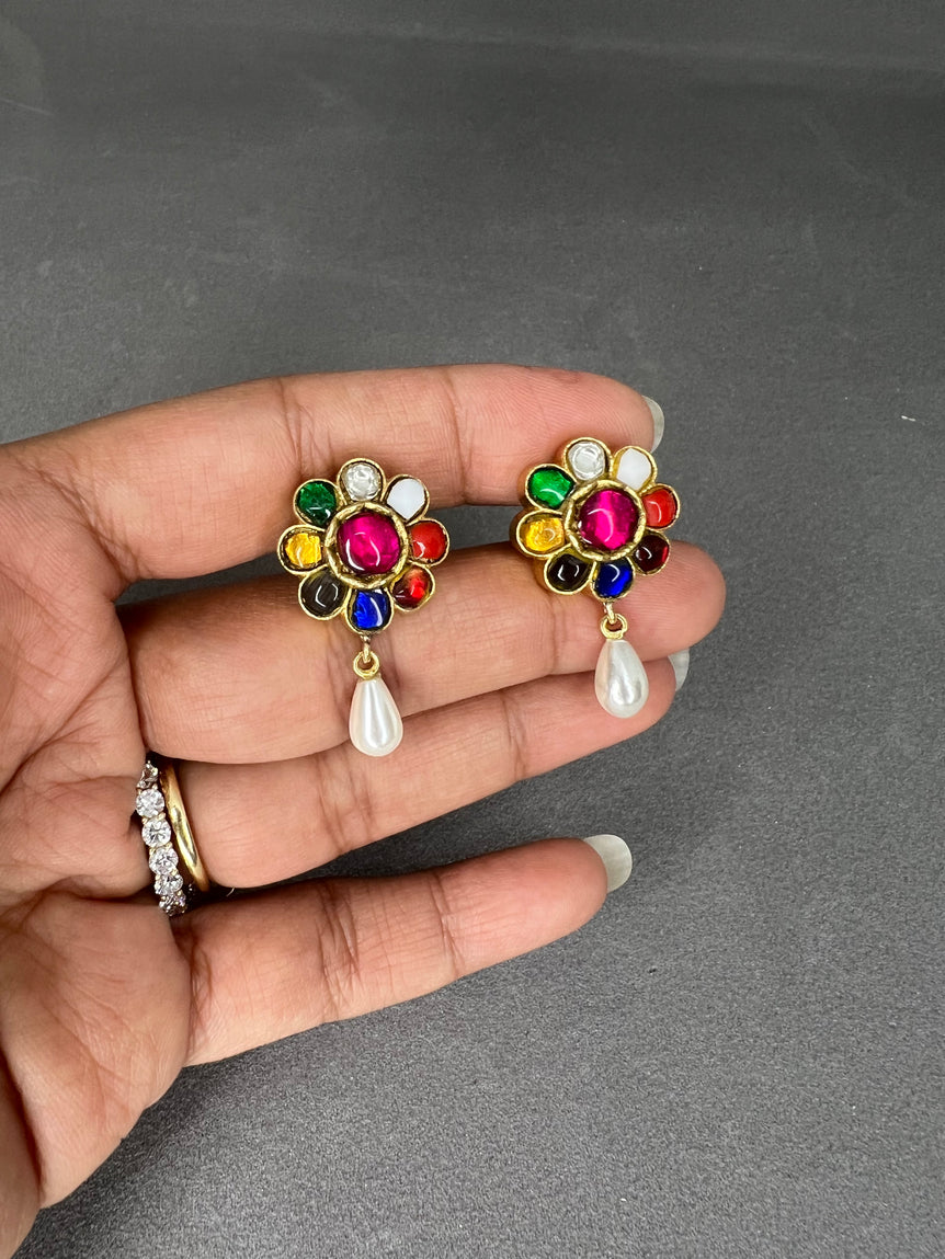 Navratna Kundan Tops