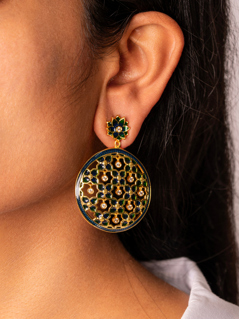 Talia Roam Danglers