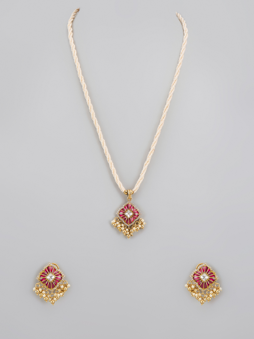 Masoom Moissanite Necklace set